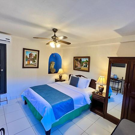 Hotel Camino Maya Copan Ruinas Extérieur photo