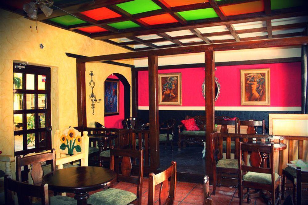 Hotel Camino Maya Copan Ruinas Extérieur photo